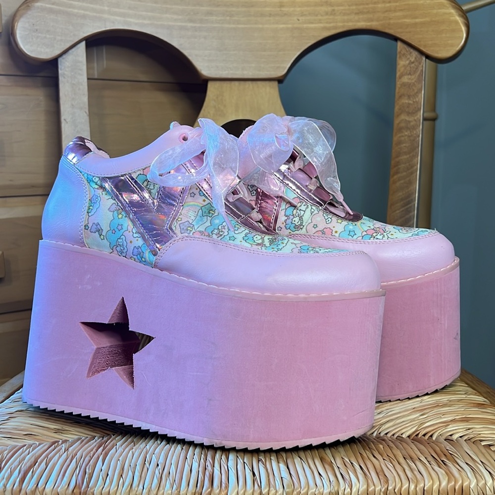 YRU Little Twin Stars Sanrio RARE platforms size 8 - Picture 4 of 12